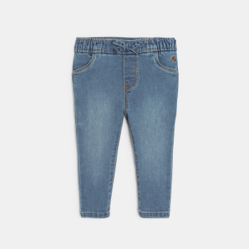 بنطال ترنج باللون الأزرق...